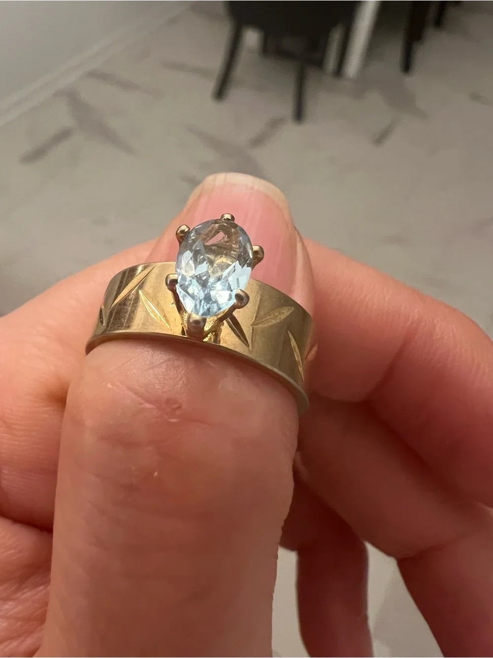 Pear-Shaped Light Blue Stone Gold-Tone Band Ring